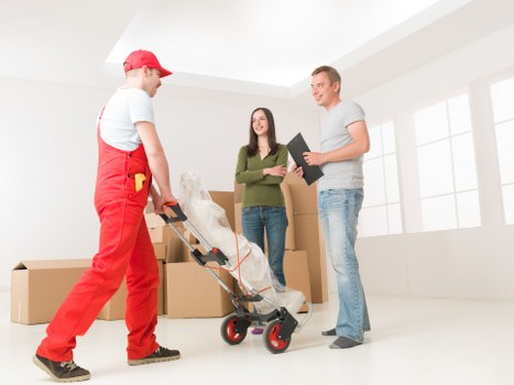 Supplier due diligence and risk assessment for storage services