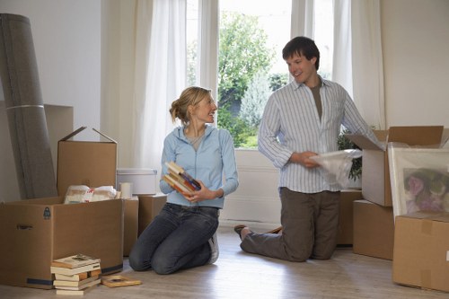 Flexible self storage Ealing service for personal and business needs